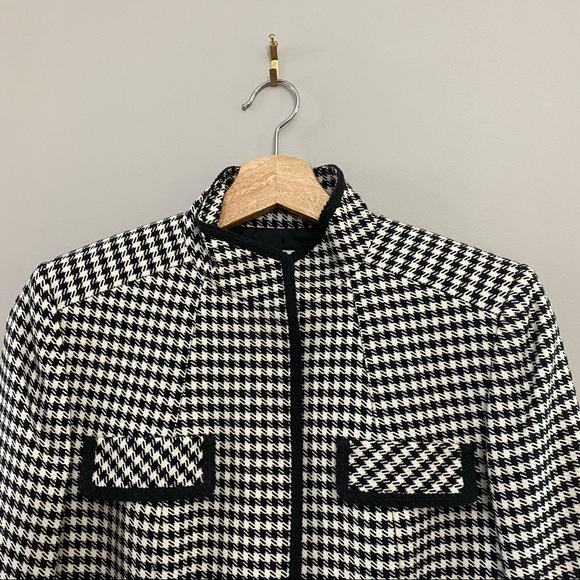 Tahari Houndstooth Blazer - Picture 2 of 16